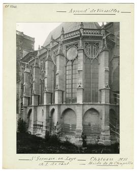 Photographie de l'élévation sur les fossés de la chapelle du château de Saint-Germain-en-Laye en ...