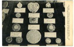 Musée Gallo-Romain de SAINT-GERMAIN-EN-LAYE. 370 – Broches ou fibules de l’Epoque Franque.