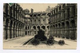7 SAINT-GERMAIN-EN-LAYE. - Cour Intérieure du Château. - LL.