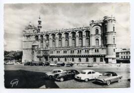 SAINT-GERMAIN-EN-LAYE (Seine-et-Oise). B 16713. - La place du Château