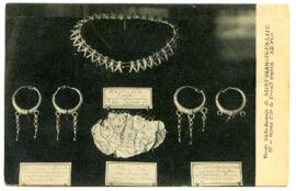 Musée Gallo-Romain de SAINT-GERMAIN-EN-LAYE. 387 – Bijoux d’Or de Travail oriental. ND Phot.