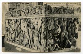 
SAINT-GERMAIN-EN-LAYE. Le Musée. Sarcophage Romain dit de la Vigne Ammendola. Bataille des Grecs...