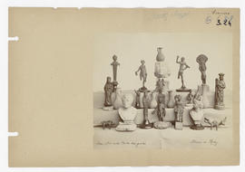 Photographie d'un groupe d'objets bronze et statues - musée de Rodez